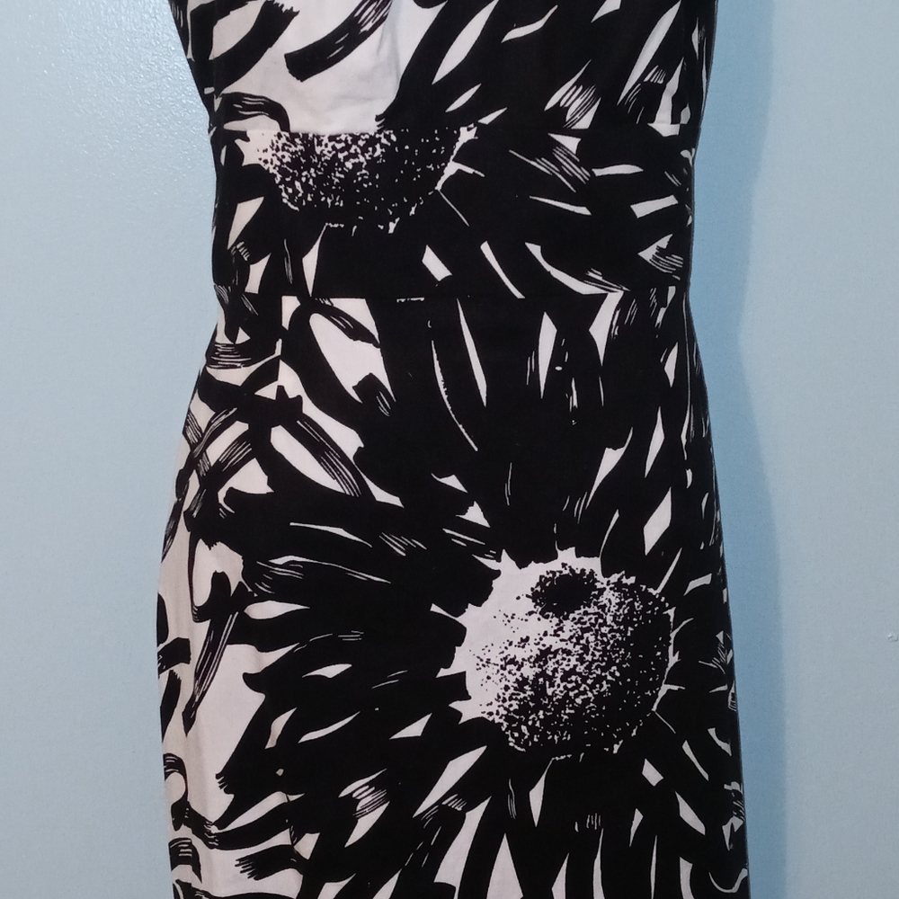Suzi Chin Dress Sleeveless Size 8 Black White Abstract Flowers - Picture 6 of 14